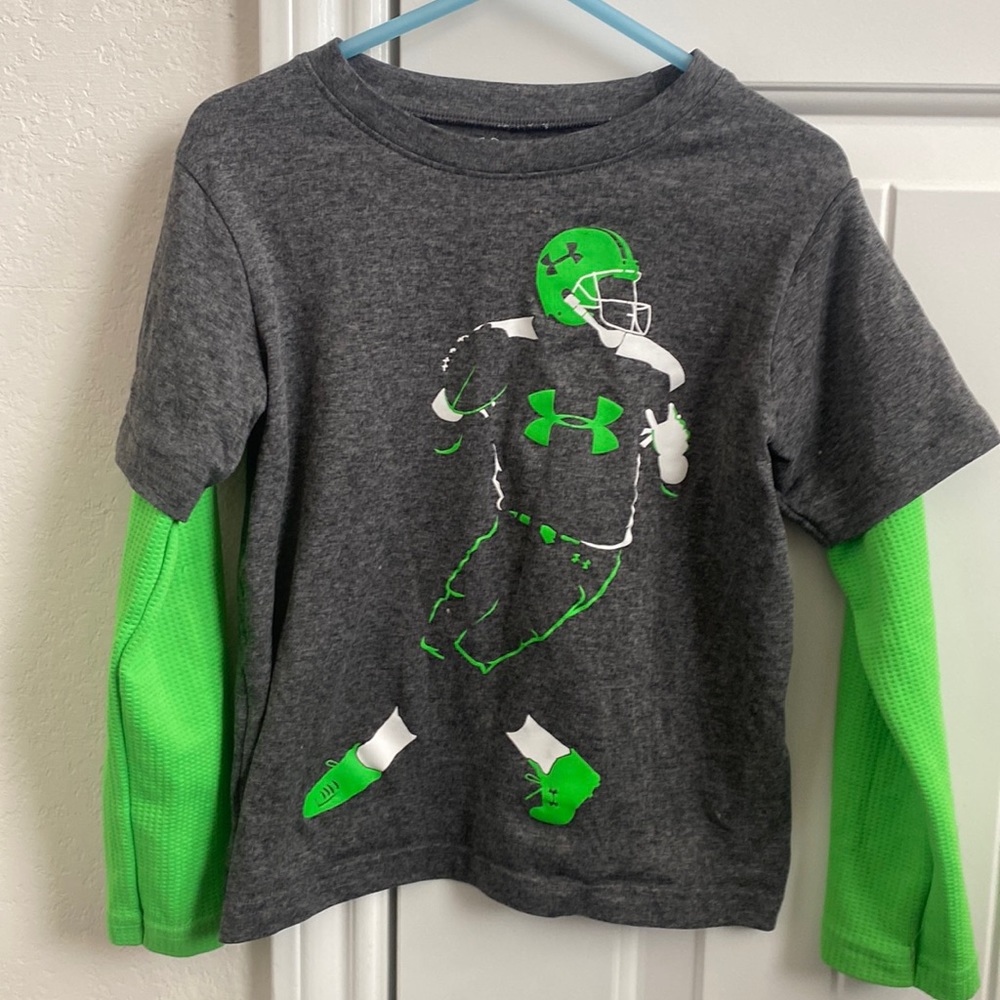 Boys UA long sleeve shirt